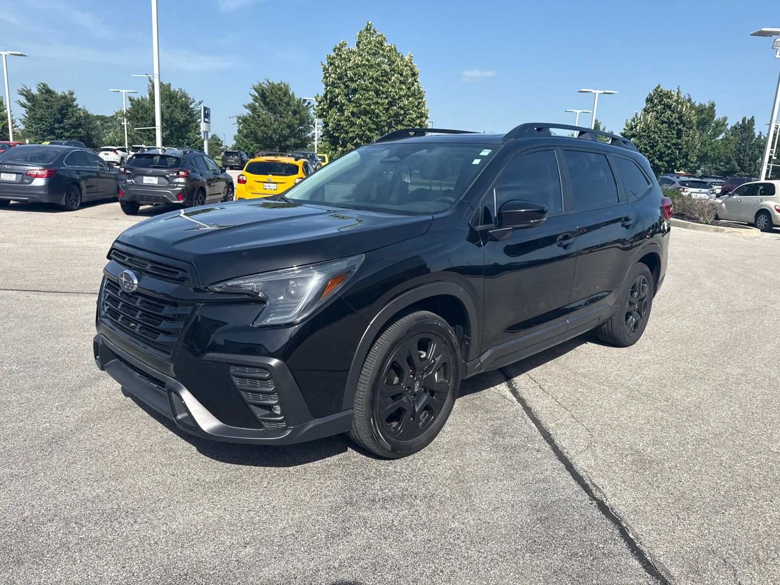 2025 Subaru Ascent Onyx Edition-Premium 7 Passenger's photo