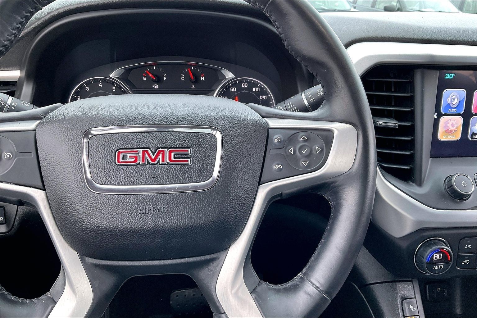 2017 GMC ACADIA - Image 19