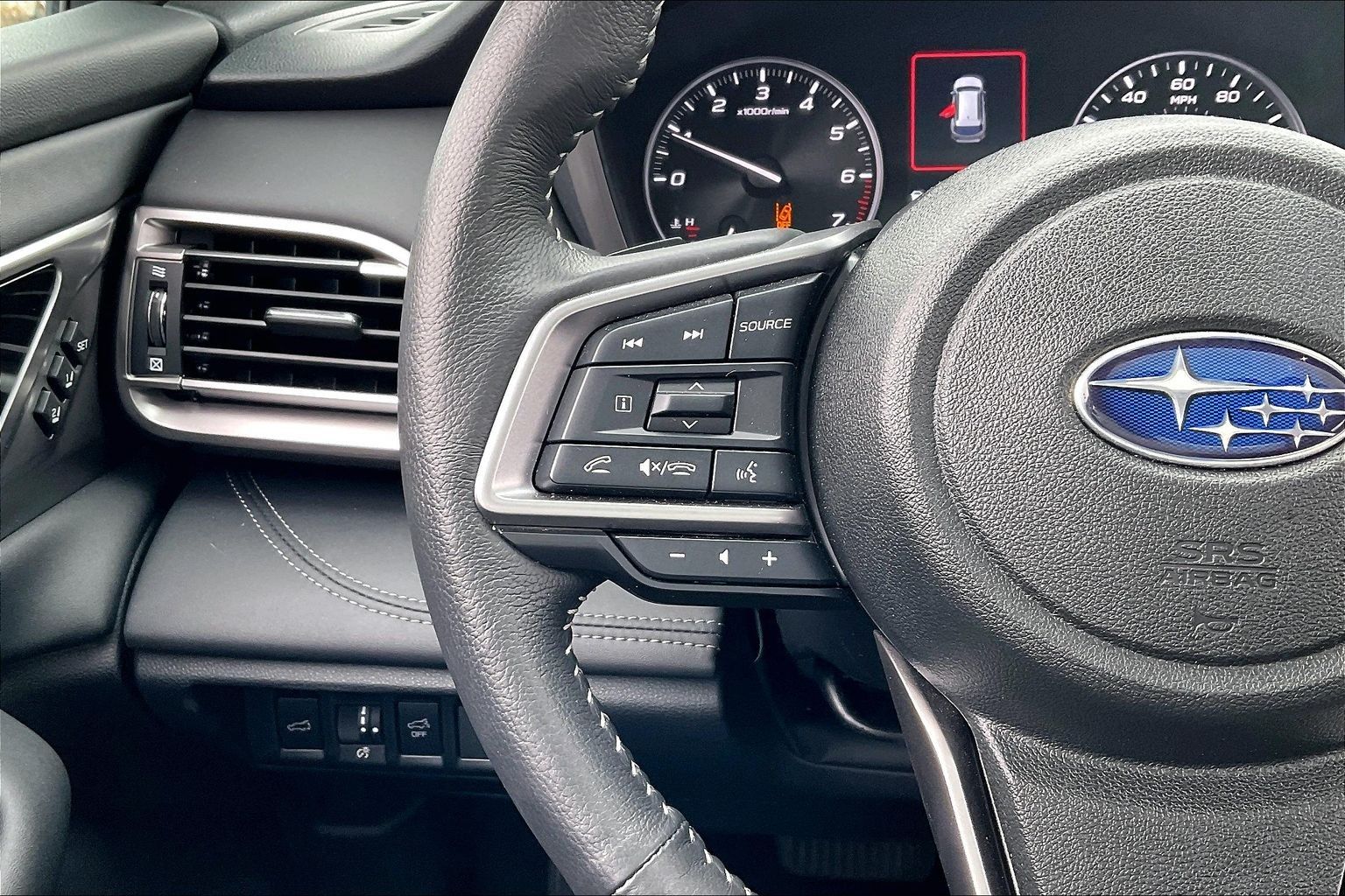 2025 SUBARU OUTBACK - Image 19