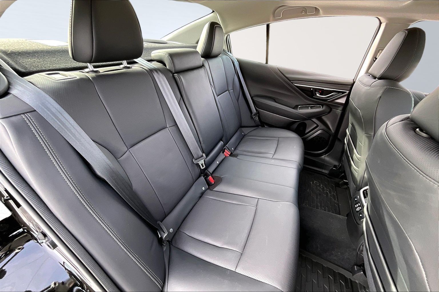 2025 SUBARU LEGACY - Image 24