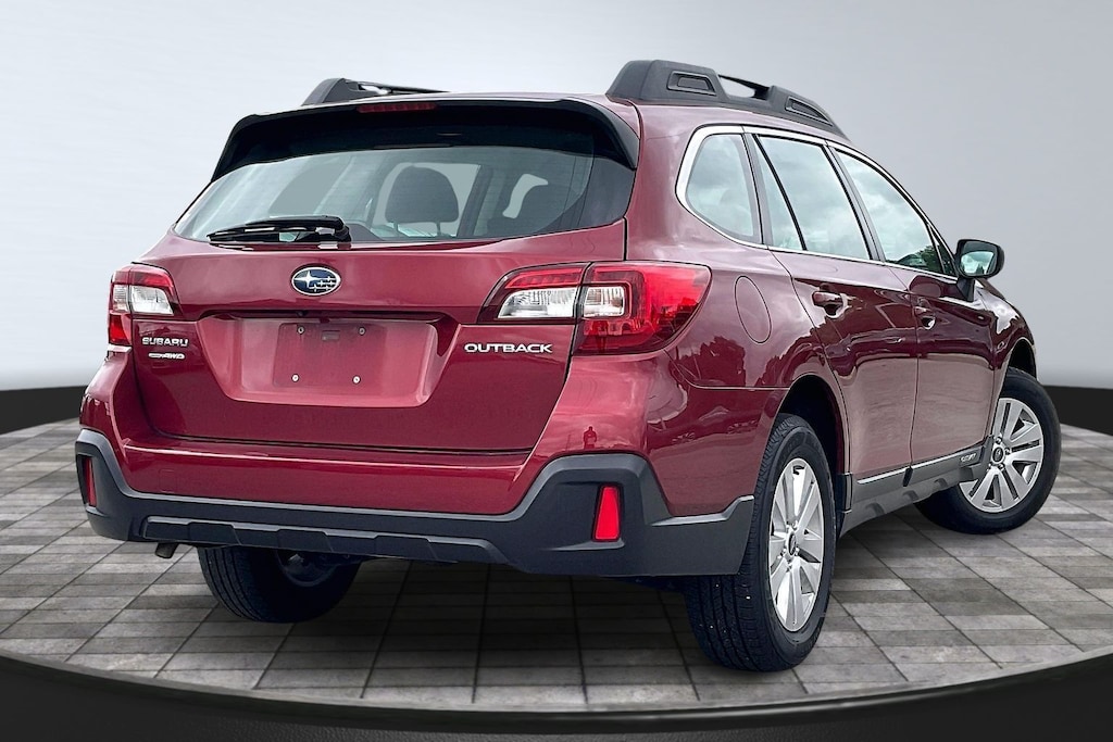 Used 2018 Subaru Outback 2.5i SUV
