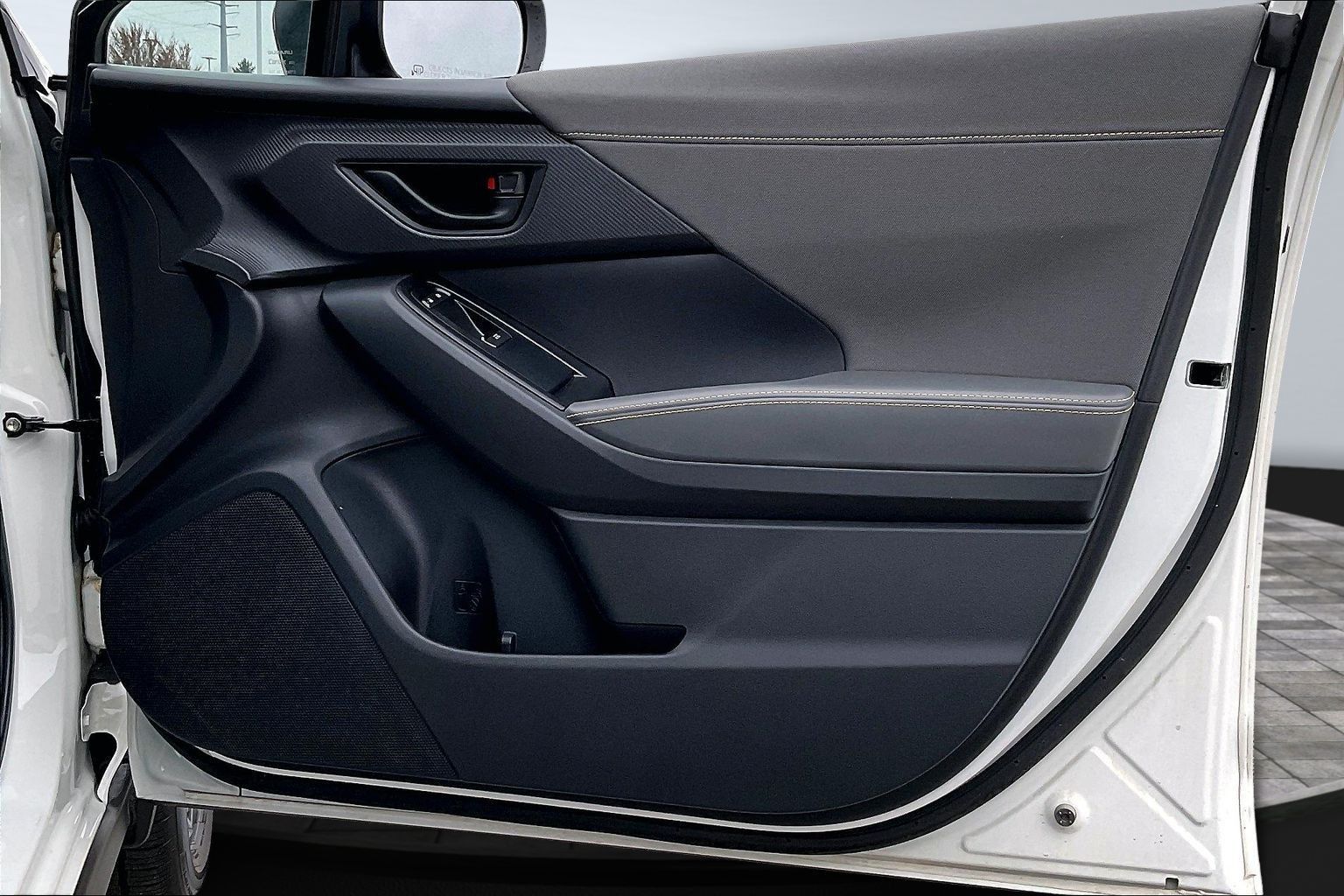 2025 SUBARU CROSSTREK - Image 17