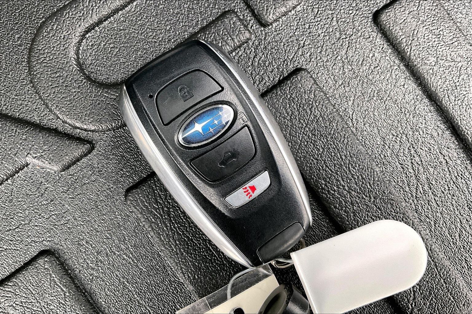 2025 SUBARU OUTBACK - Image 9