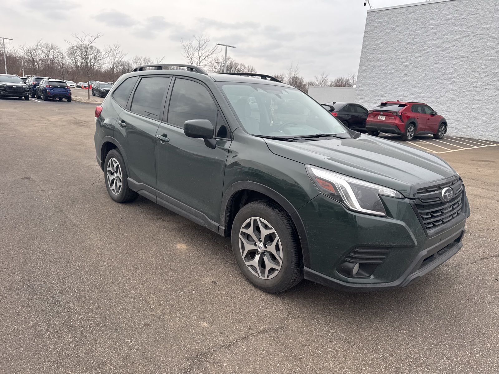 2023 SUBARU FORESTER - Image 1