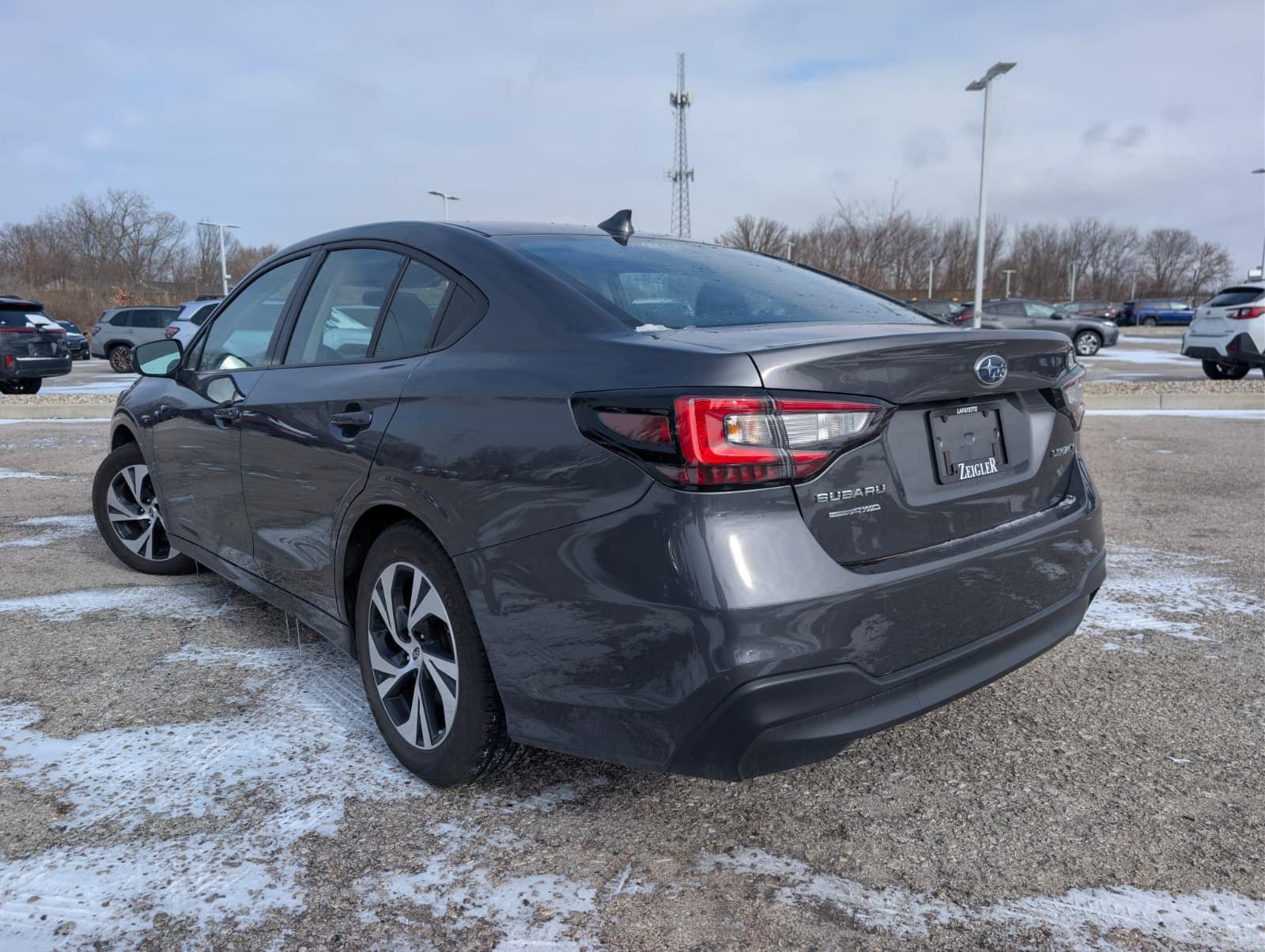 2025 SUBARU LEGACY - Image 13