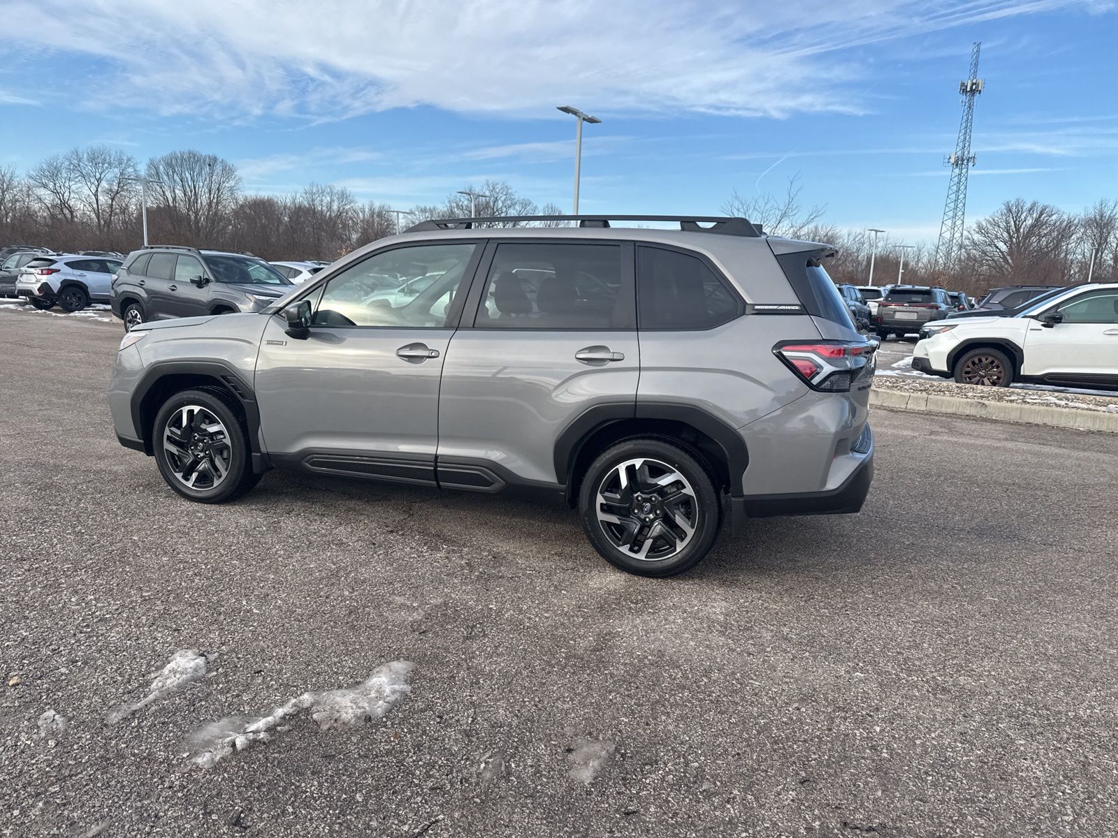 2025 SUBARU FORESTER - Image 19