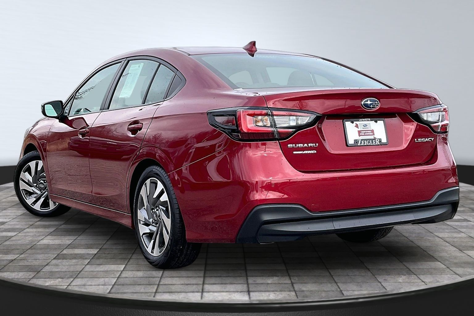 2025 SUBARU LEGACY - Image 11