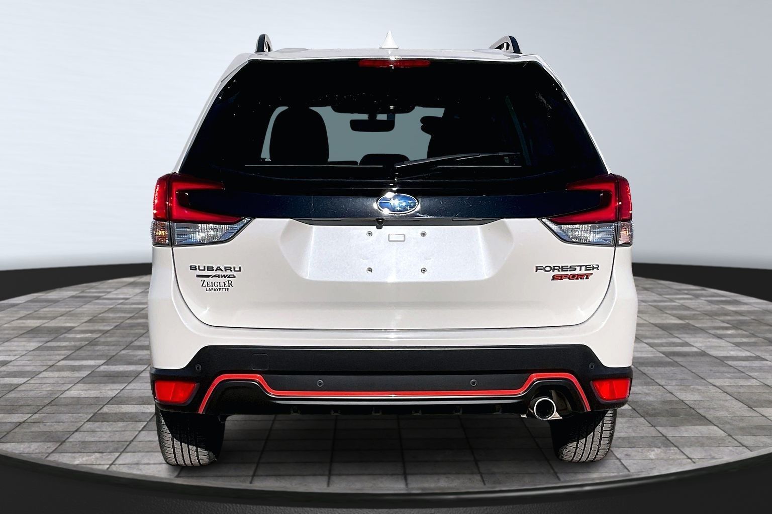 2023 SUBARU FORESTER - Image 4