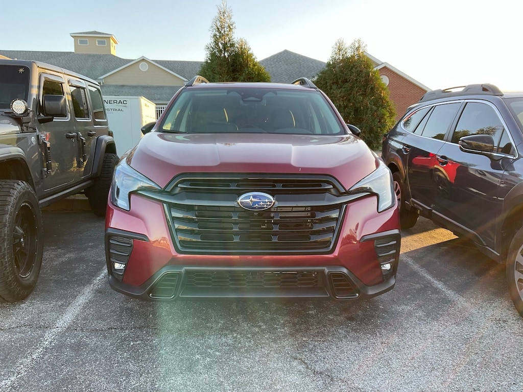 Used 2025 Subaru Ascent Onyx Edition Touring SUV