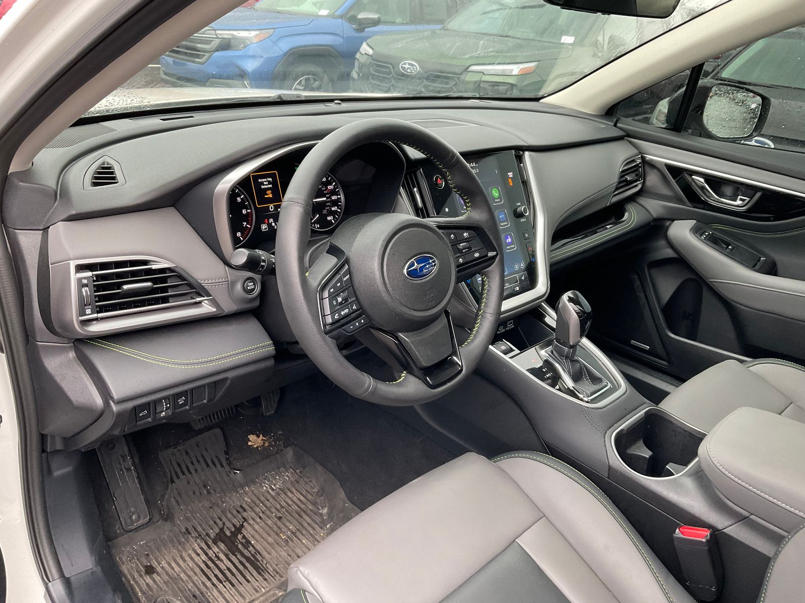 2025 SUBARU OUTBACK - Image 14