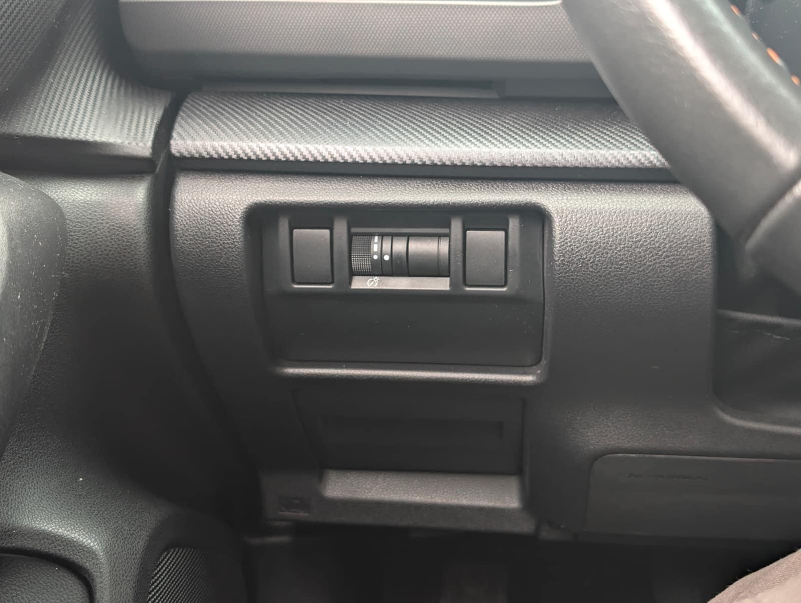 2024 SUBARU CROSSTREK - Image 17