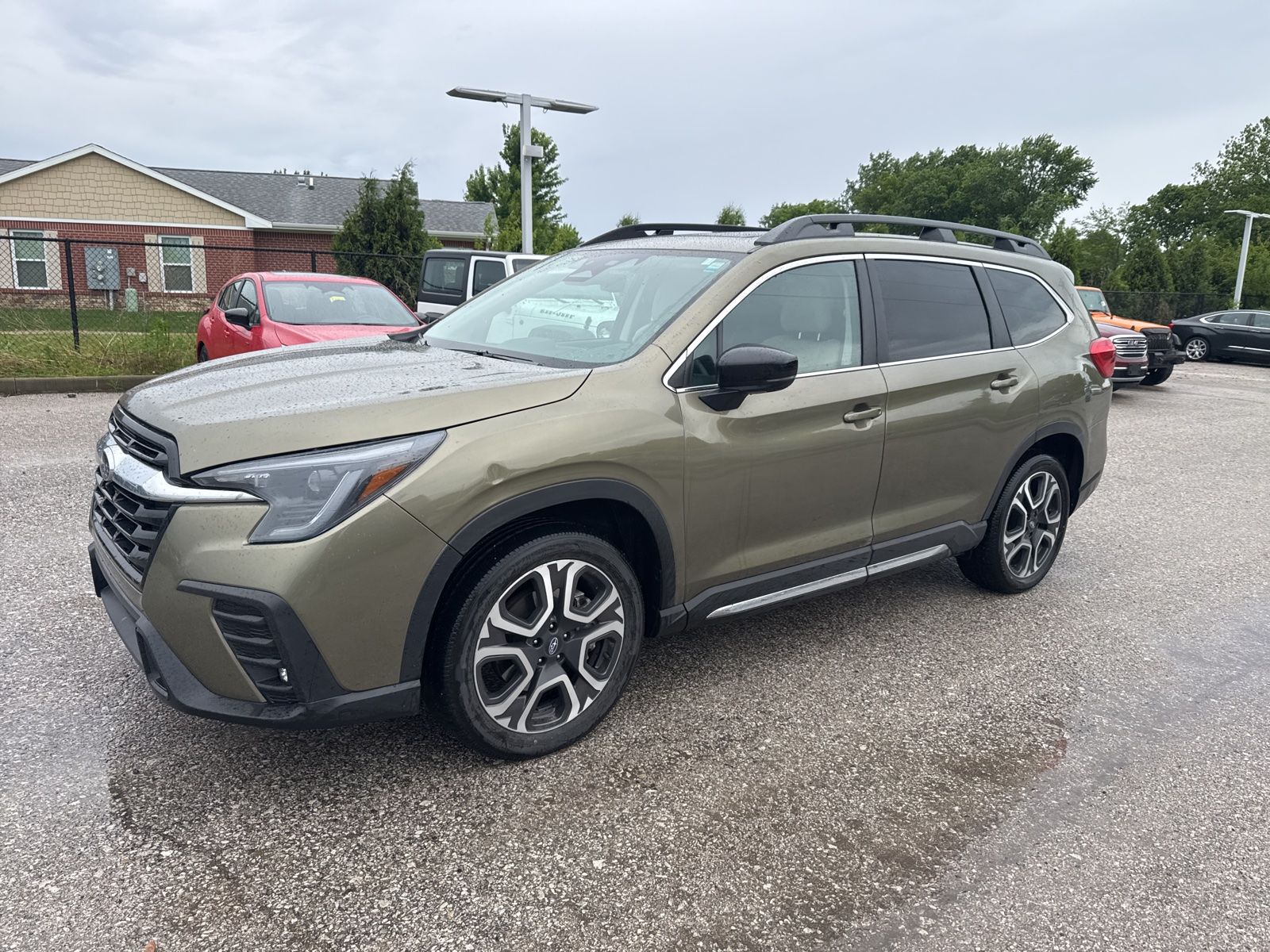 2025 Subaru Ascent Limited 7 Passenger's photo
