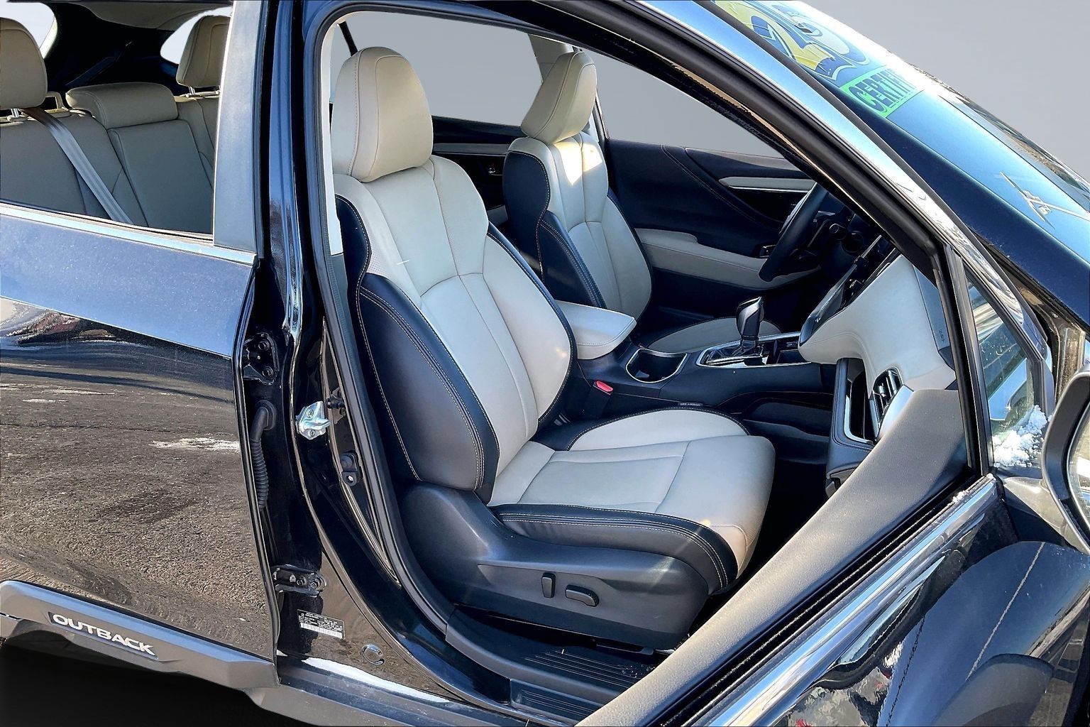 2025 SUBARU OUTBACK - Image 7