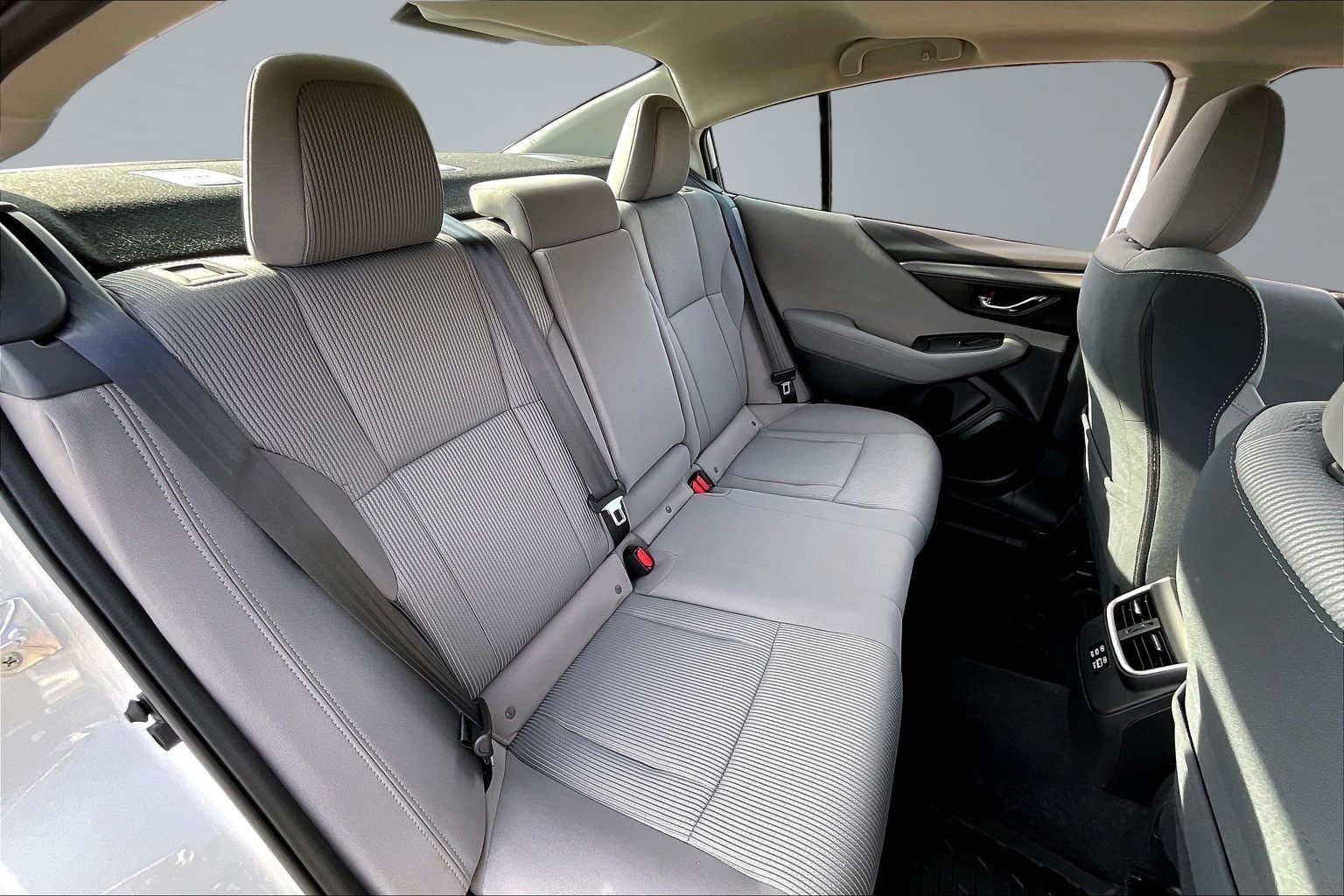 2025 SUBARU LEGACY - Image 28