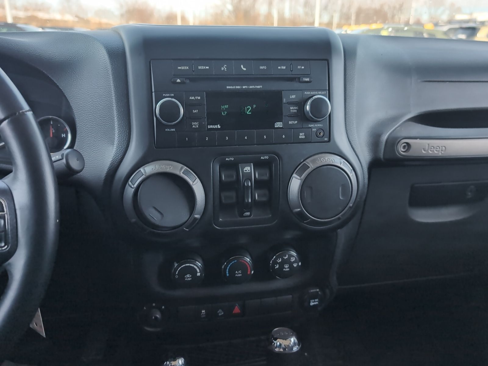 2014 JEEP WRANGLER - Image 23