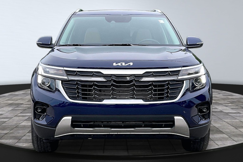 Used 2024 Kia Seltos EX SUV