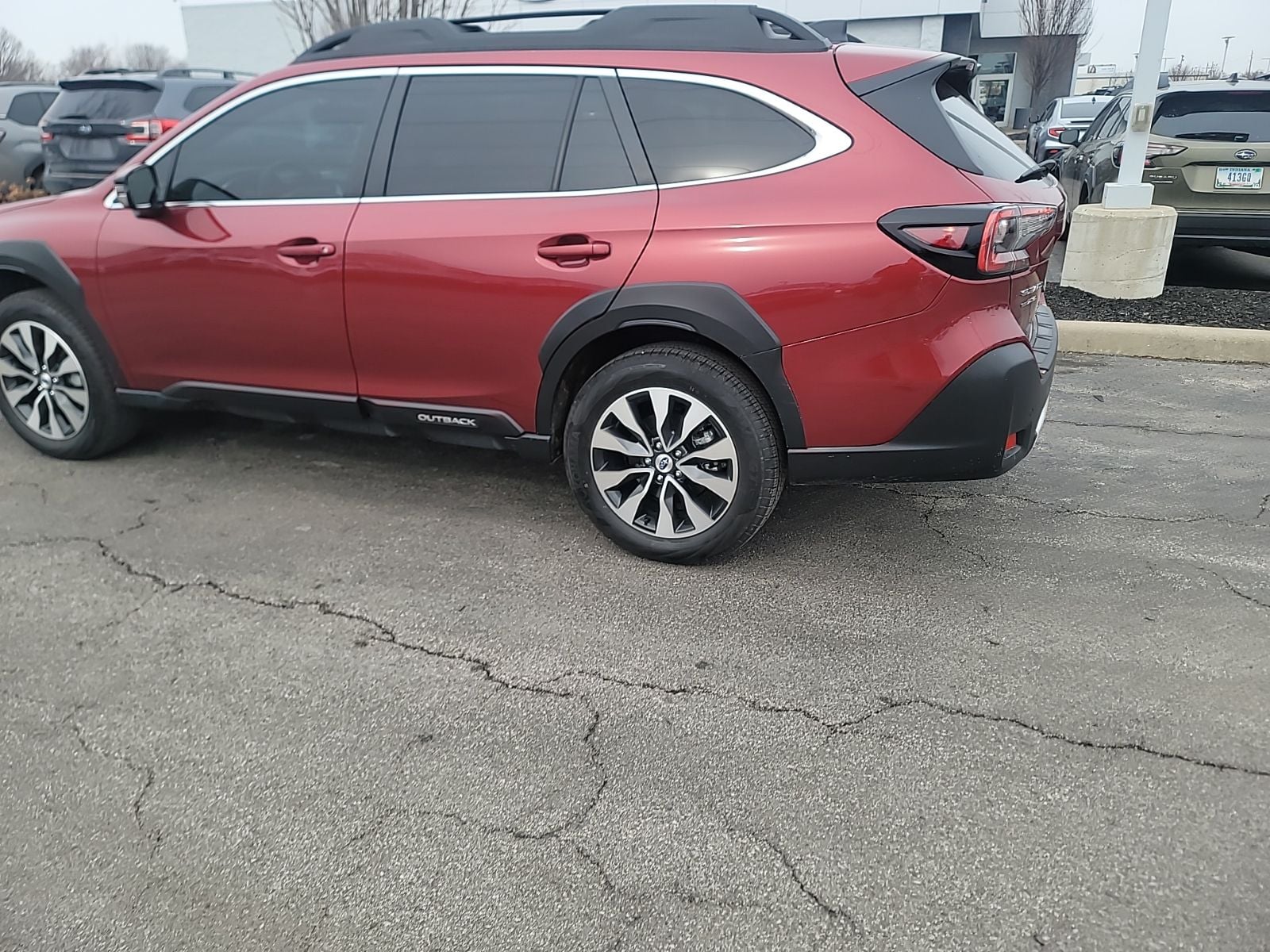 2025 SUBARU OUTBACK - Image 7