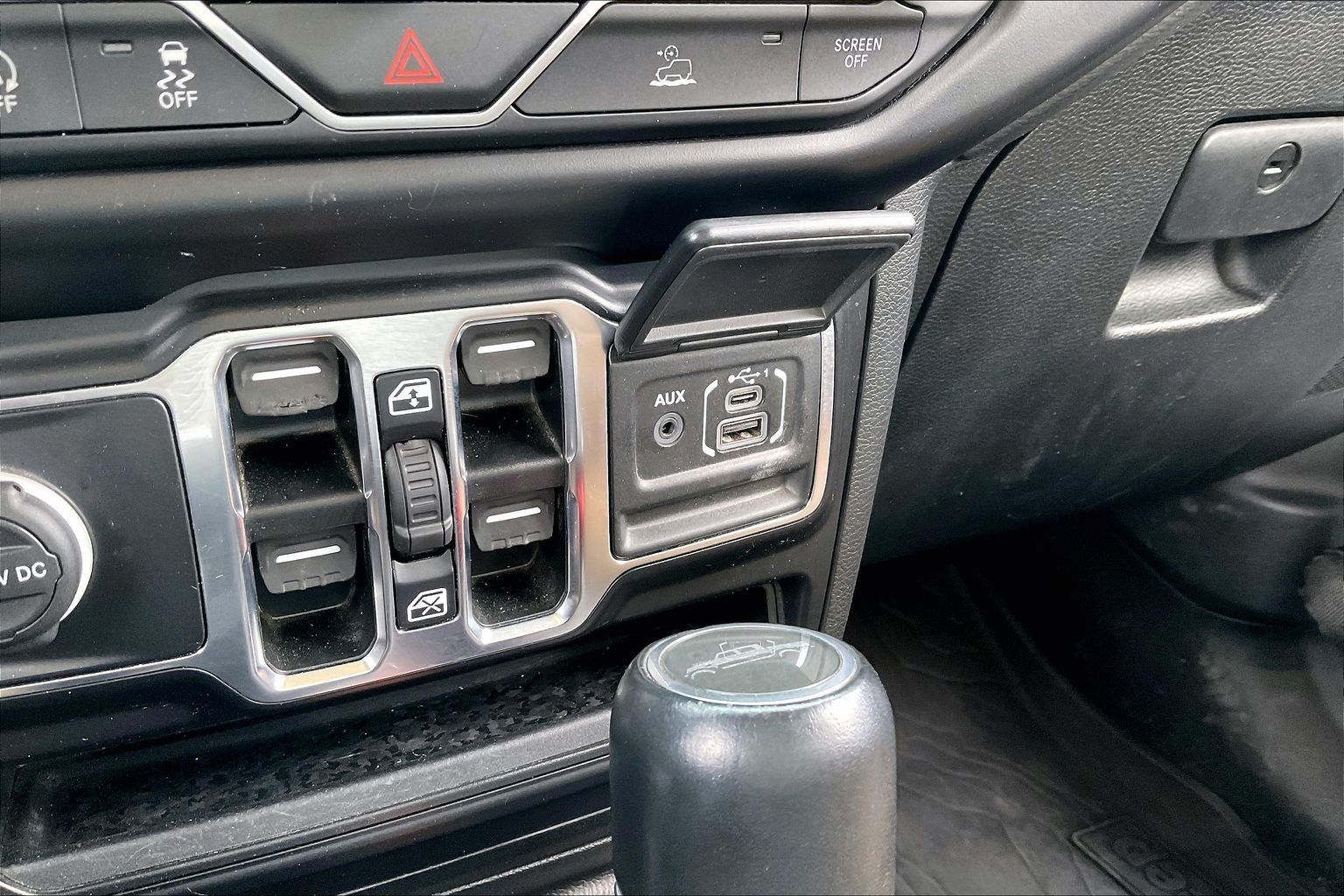 2022 JEEP GLADIATOR - Image 20