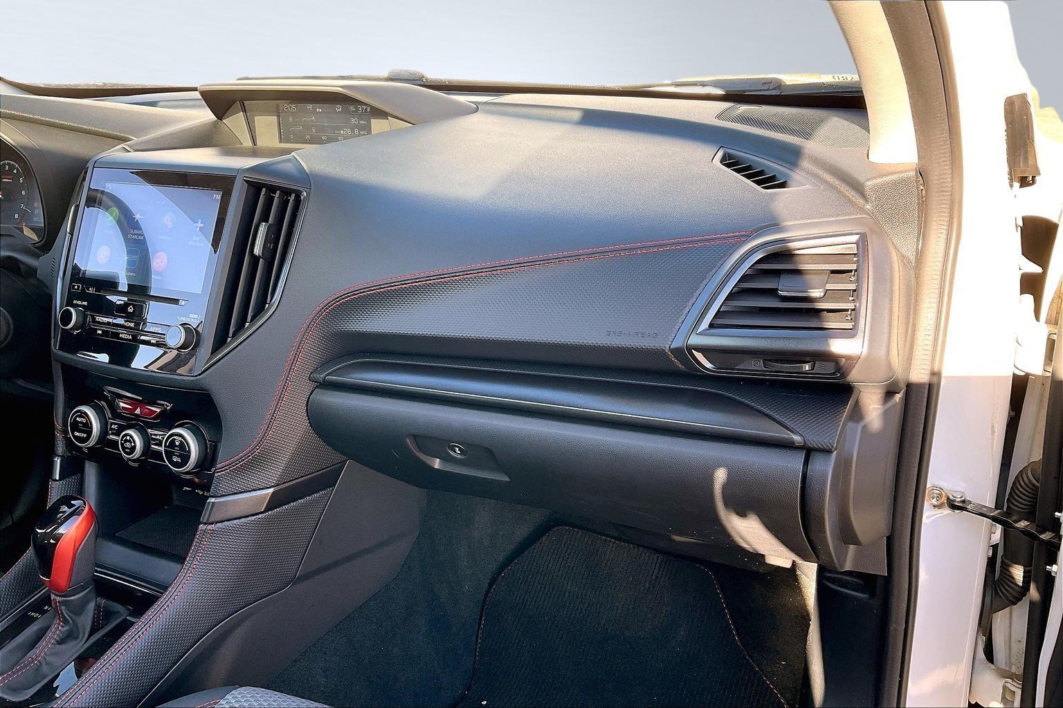 2023 SUBARU FORESTER - Image 15