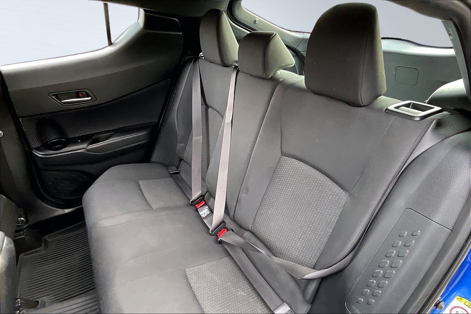 2018 TOYOTA C-HR - Image 26