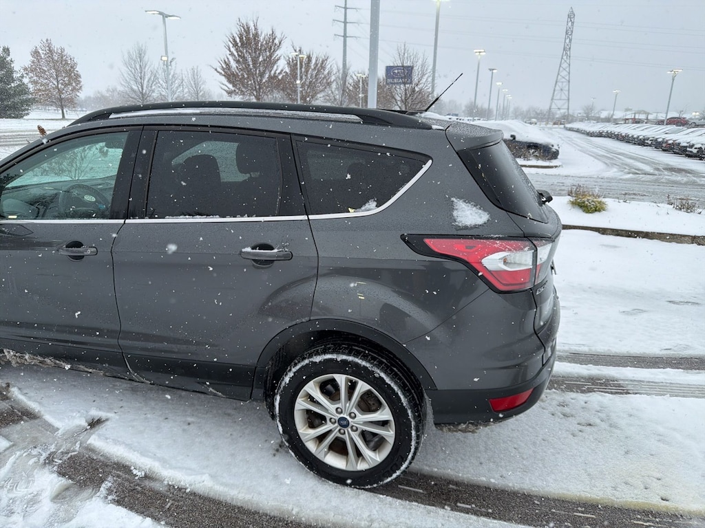 Used 2017 Ford Escape SE SUV