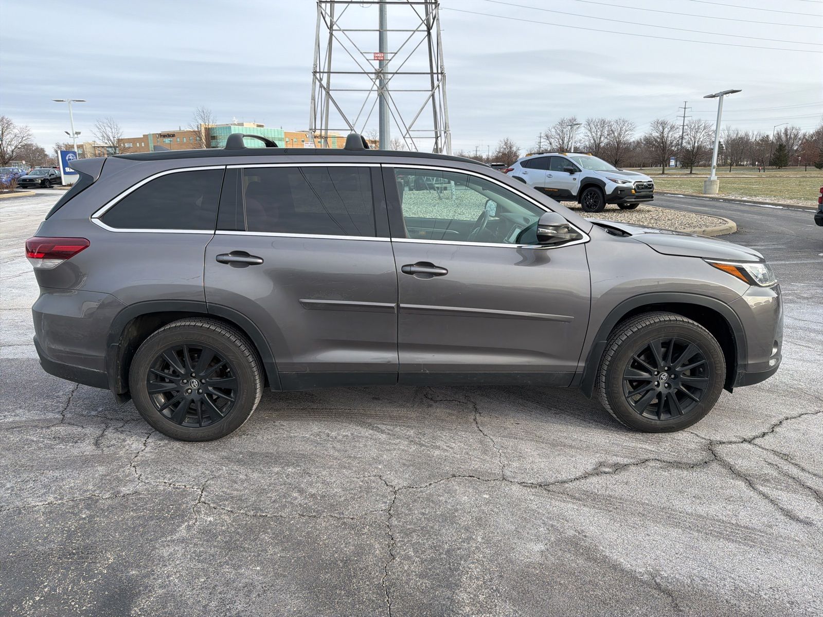 2019 TOYOTA HIGHLANDER - Image 6