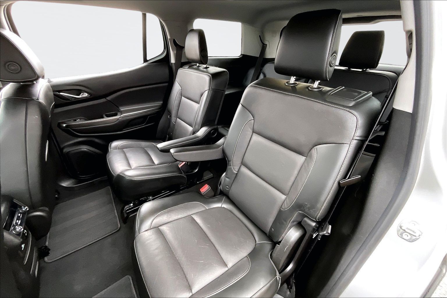 2017 GMC ACADIA - Image 26