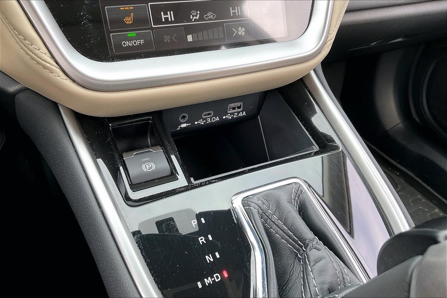 2025 SUBARU OUTBACK - Image 25