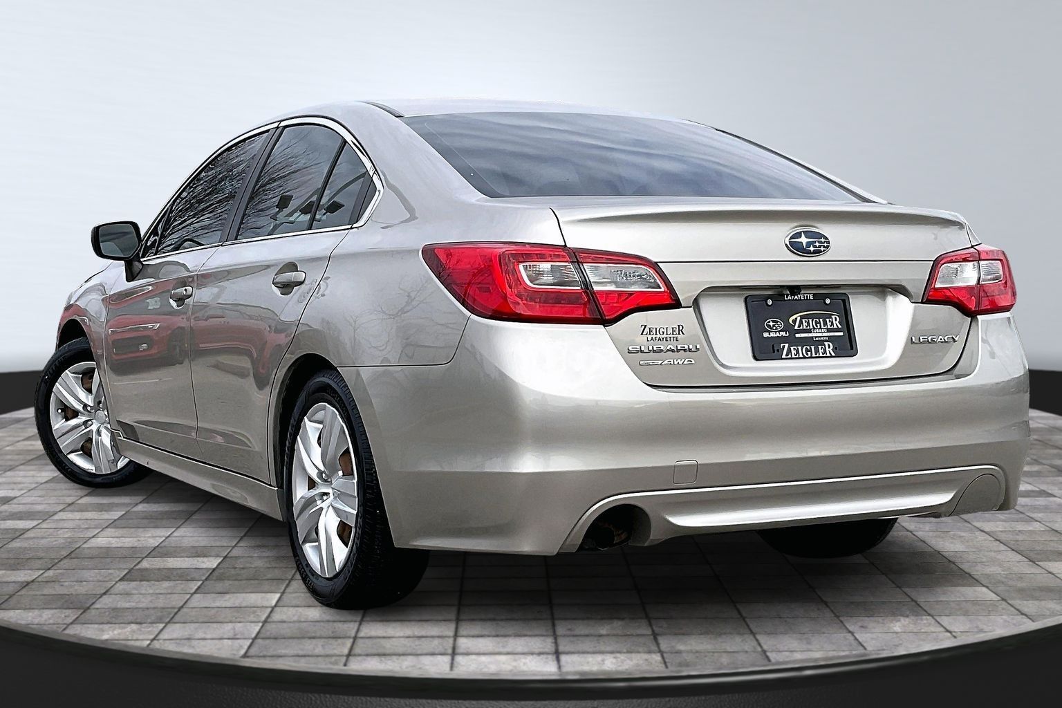 2016 SUBARU LEGACY - Image 11