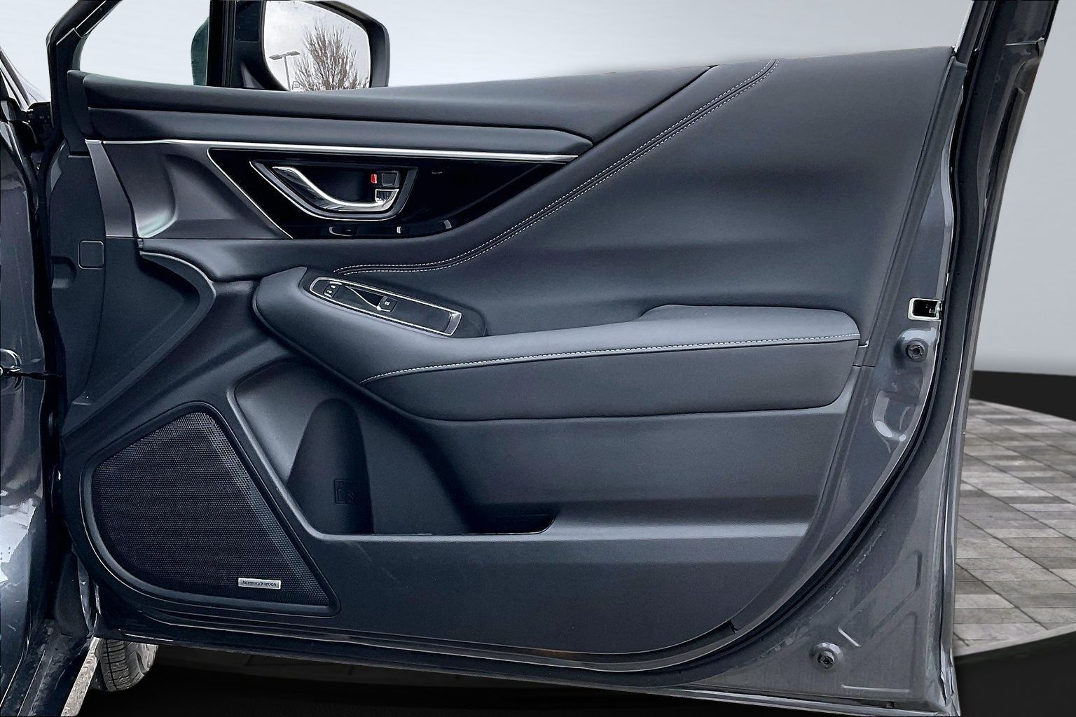 2025 SUBARU LEGACY - Image 18