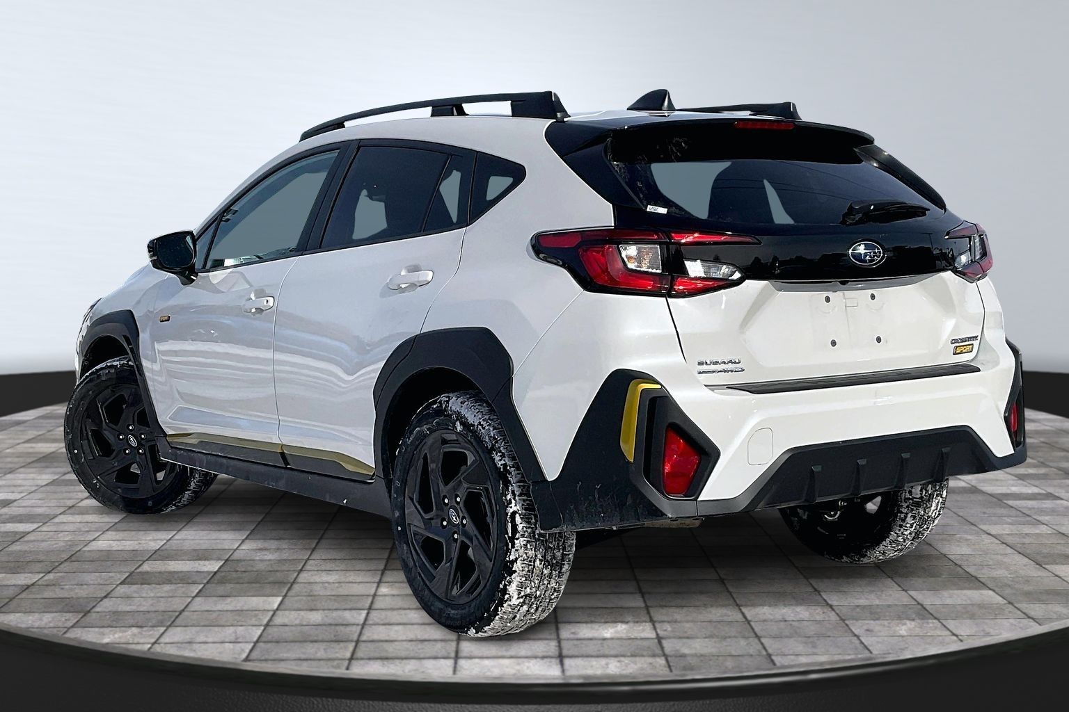 2025 SUBARU CROSSTREK - Image 11