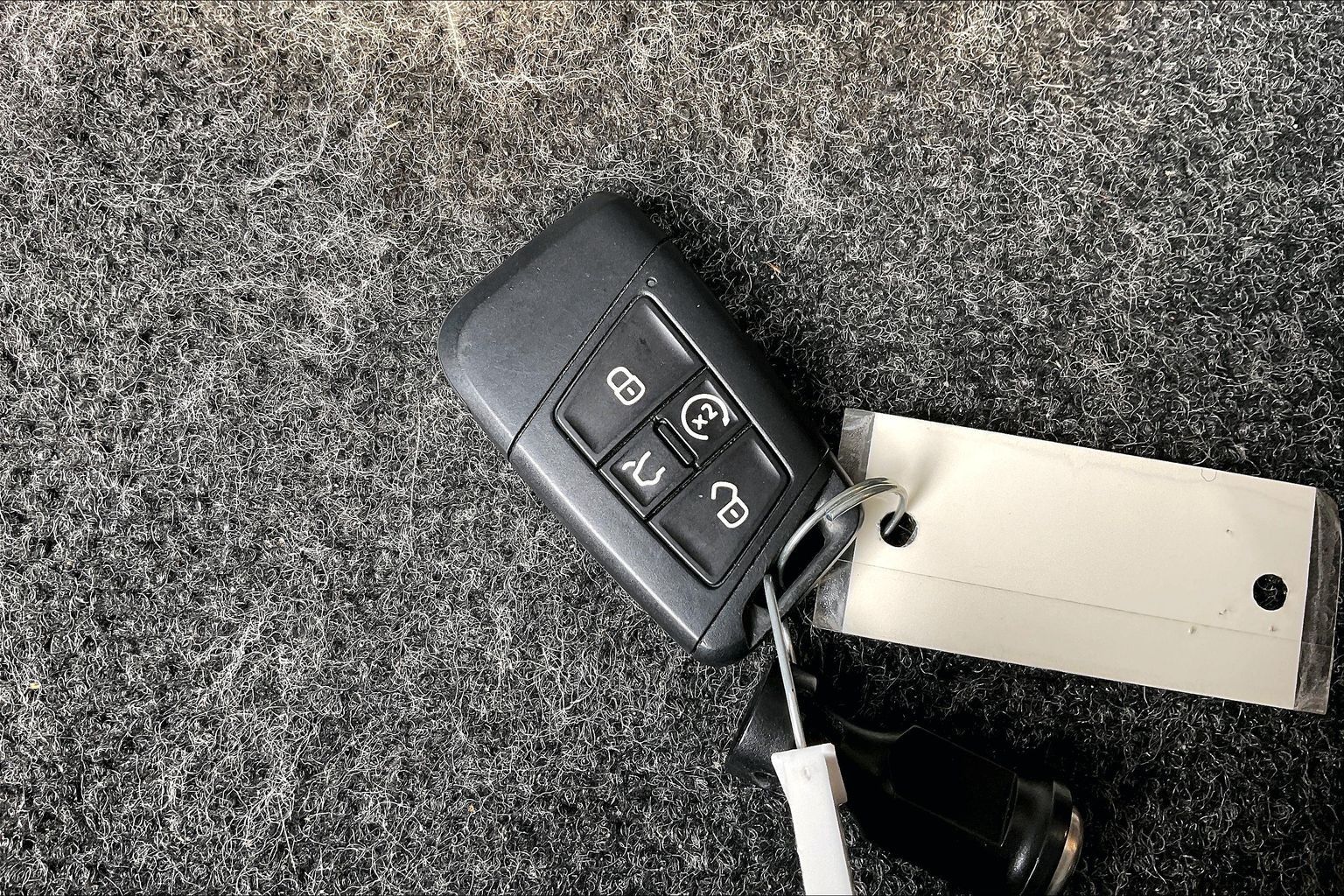 2023 VOLKSWAGEN TAOS - Image 9