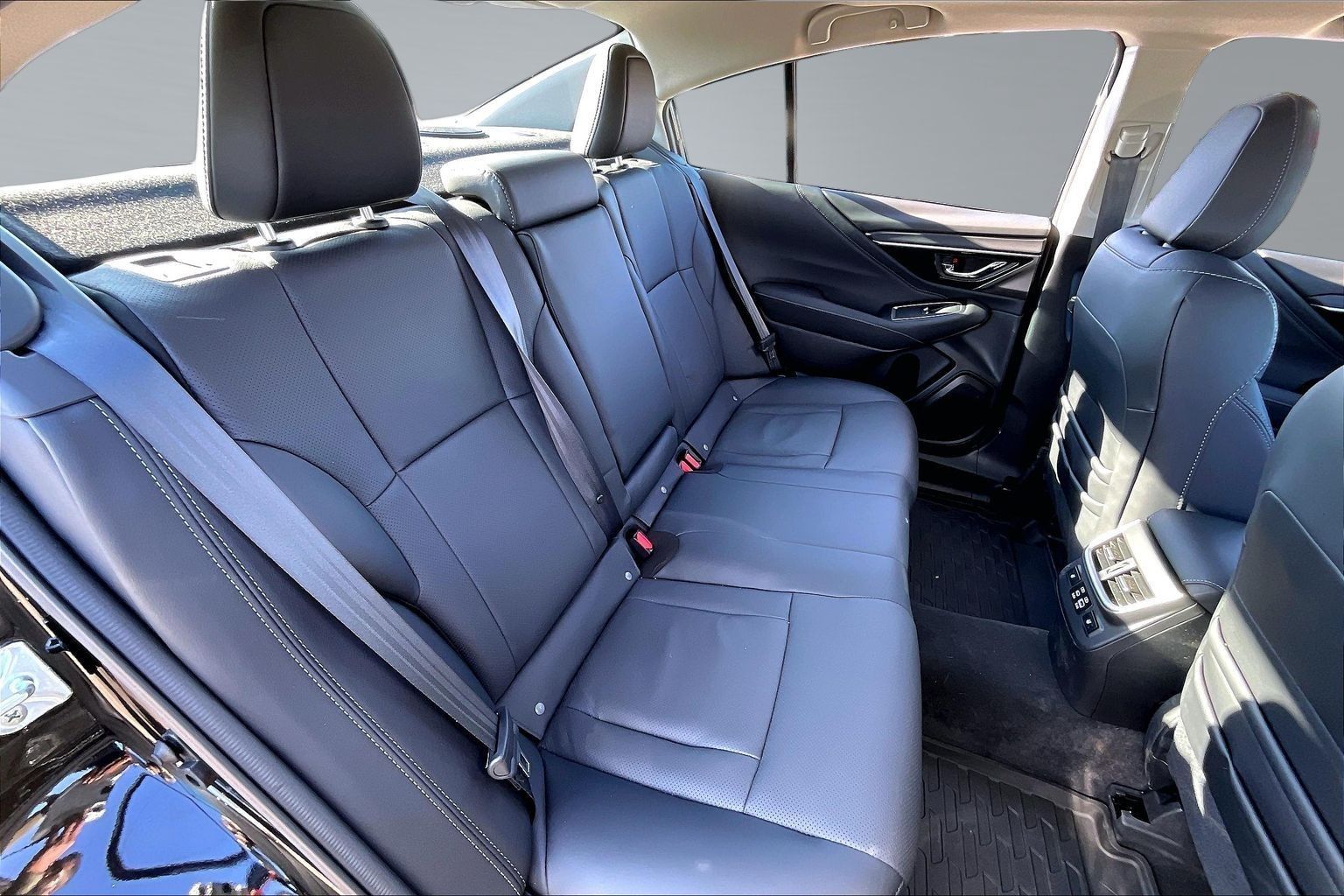 2025 SUBARU LEGACY - Image 28