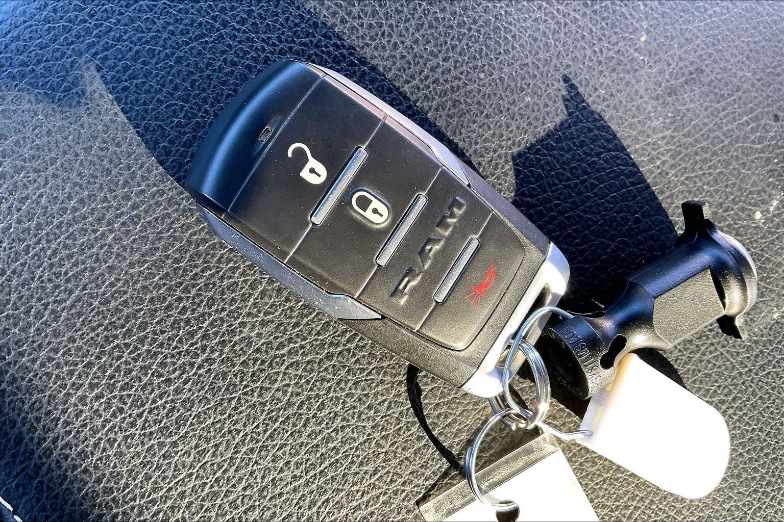 2023 RAM 1500 - Image 9