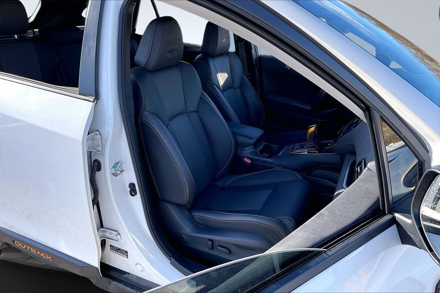 2023 SUBARU OUTBACK - Image 6