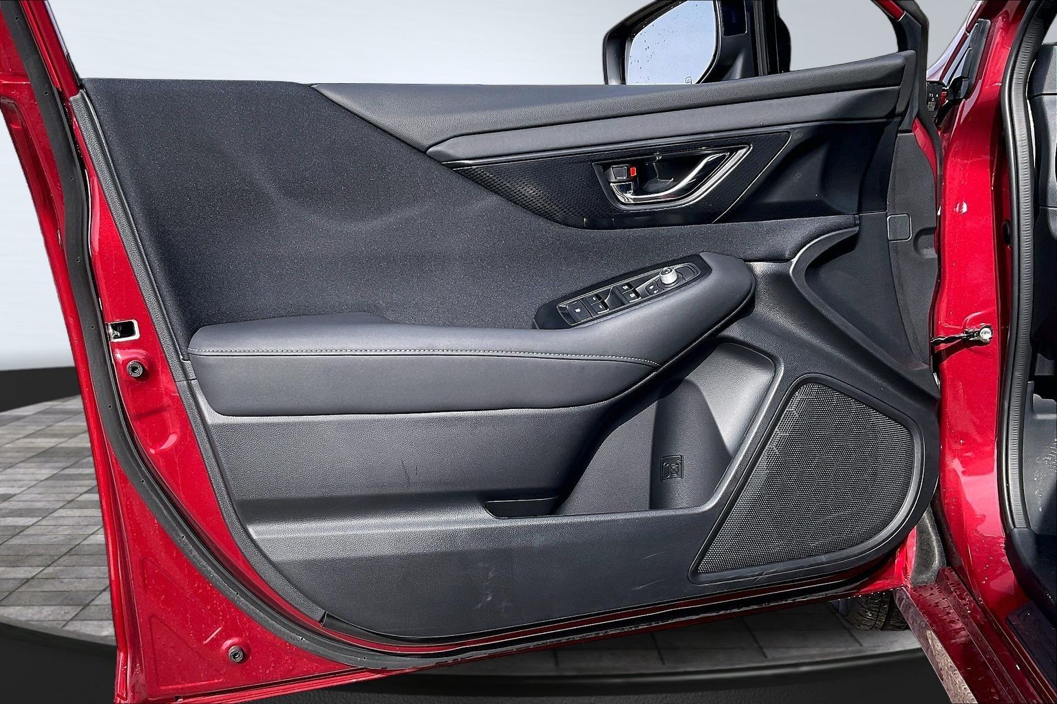 2025 SUBARU LEGACY - Image 17