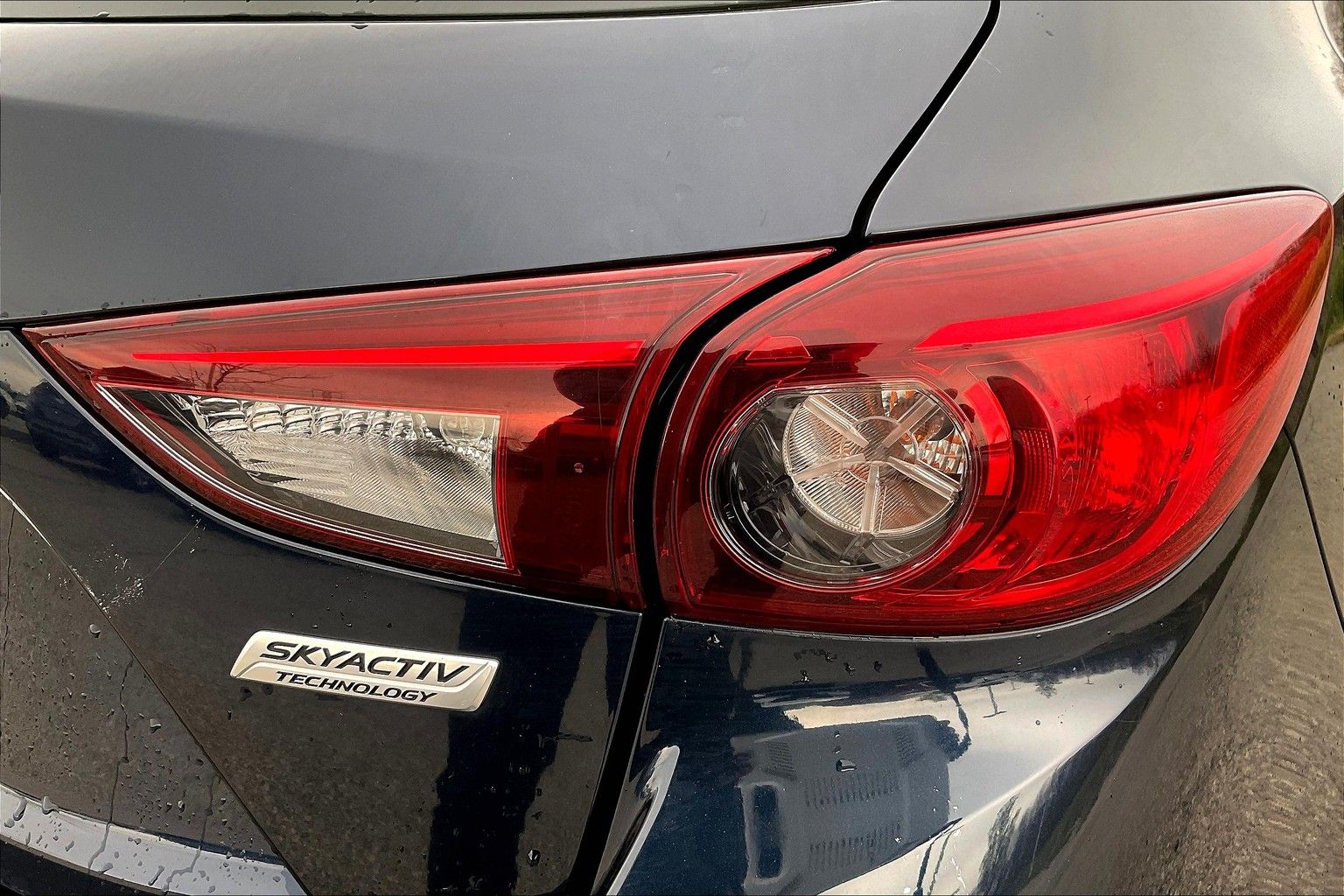 2017 MAZDA MAZDA3 - Image 30