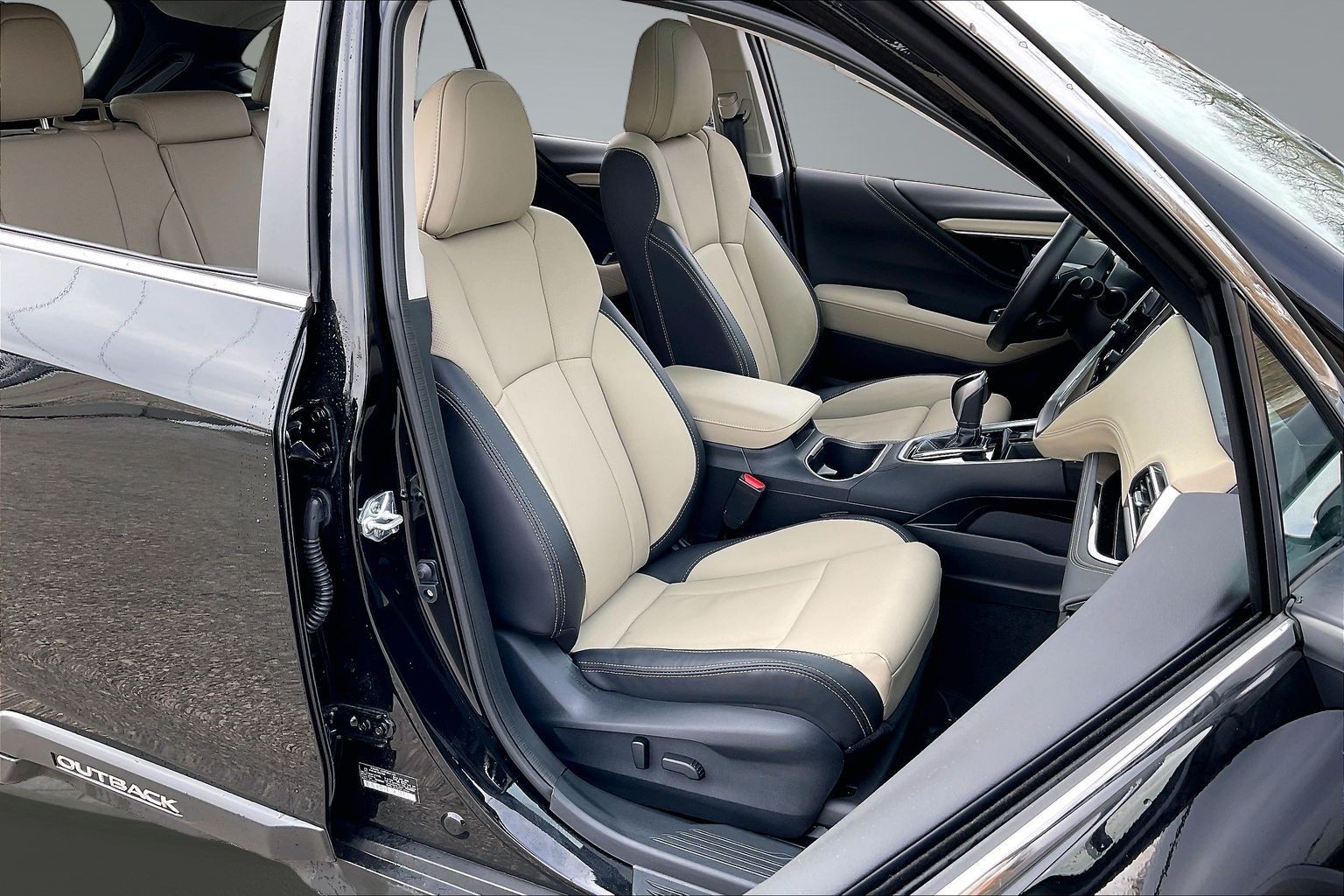 2025 SUBARU OUTBACK - Image 7