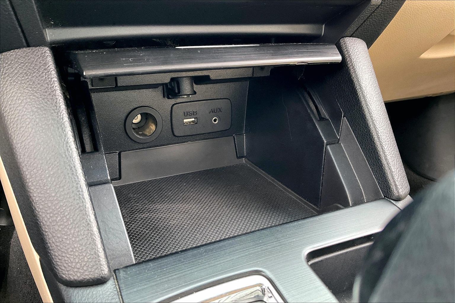 2016 SUBARU LEGACY - Image 24