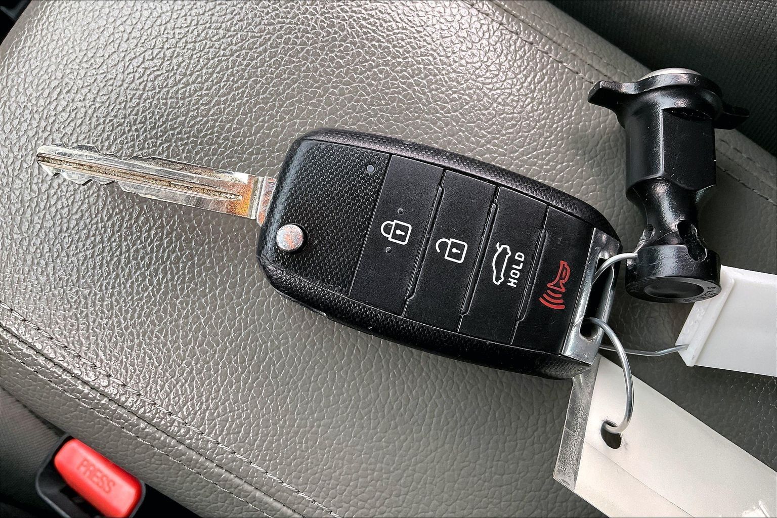 2014 KIA FORTE - Image 9