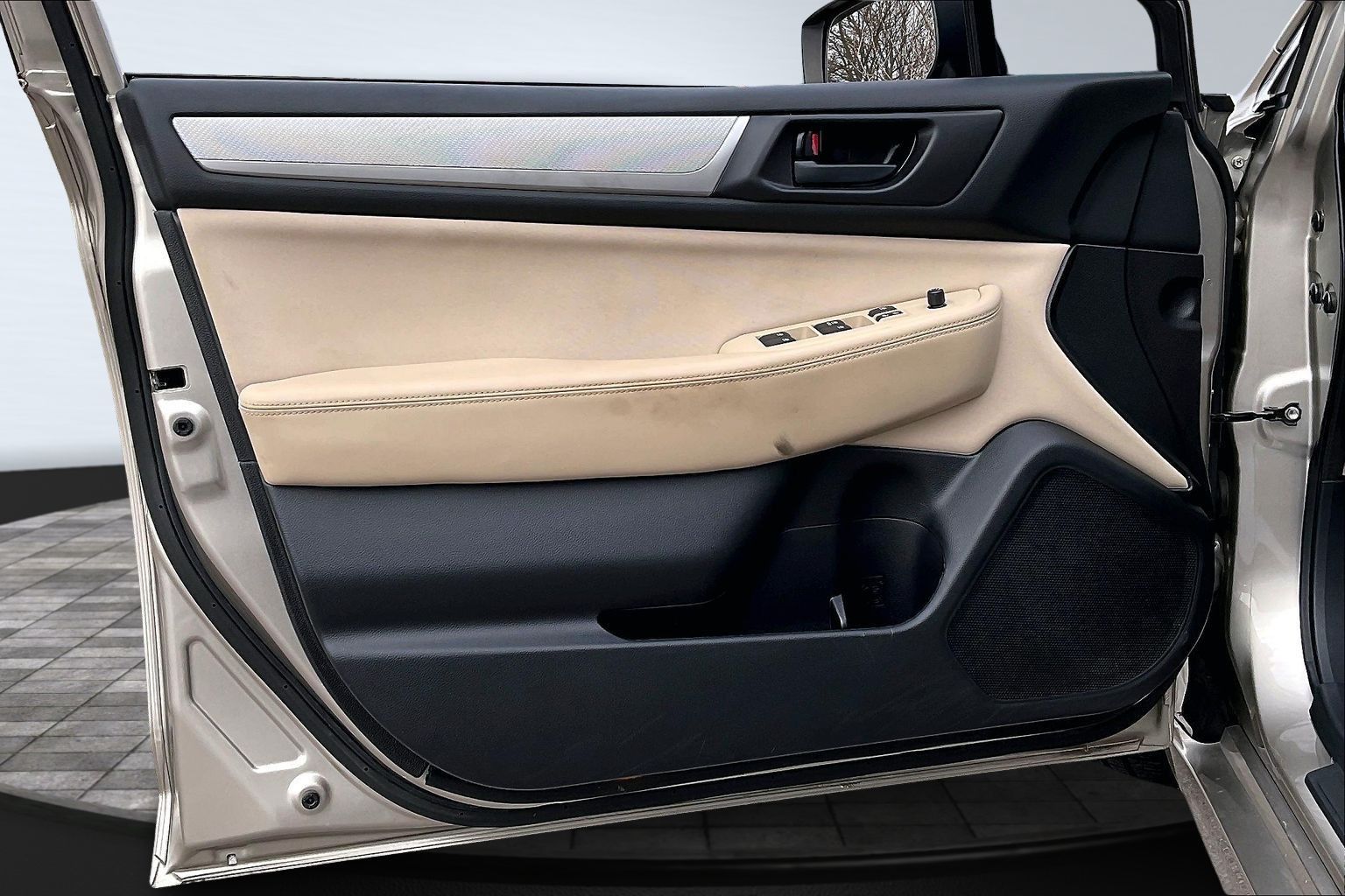 2016 SUBARU LEGACY - Image 16