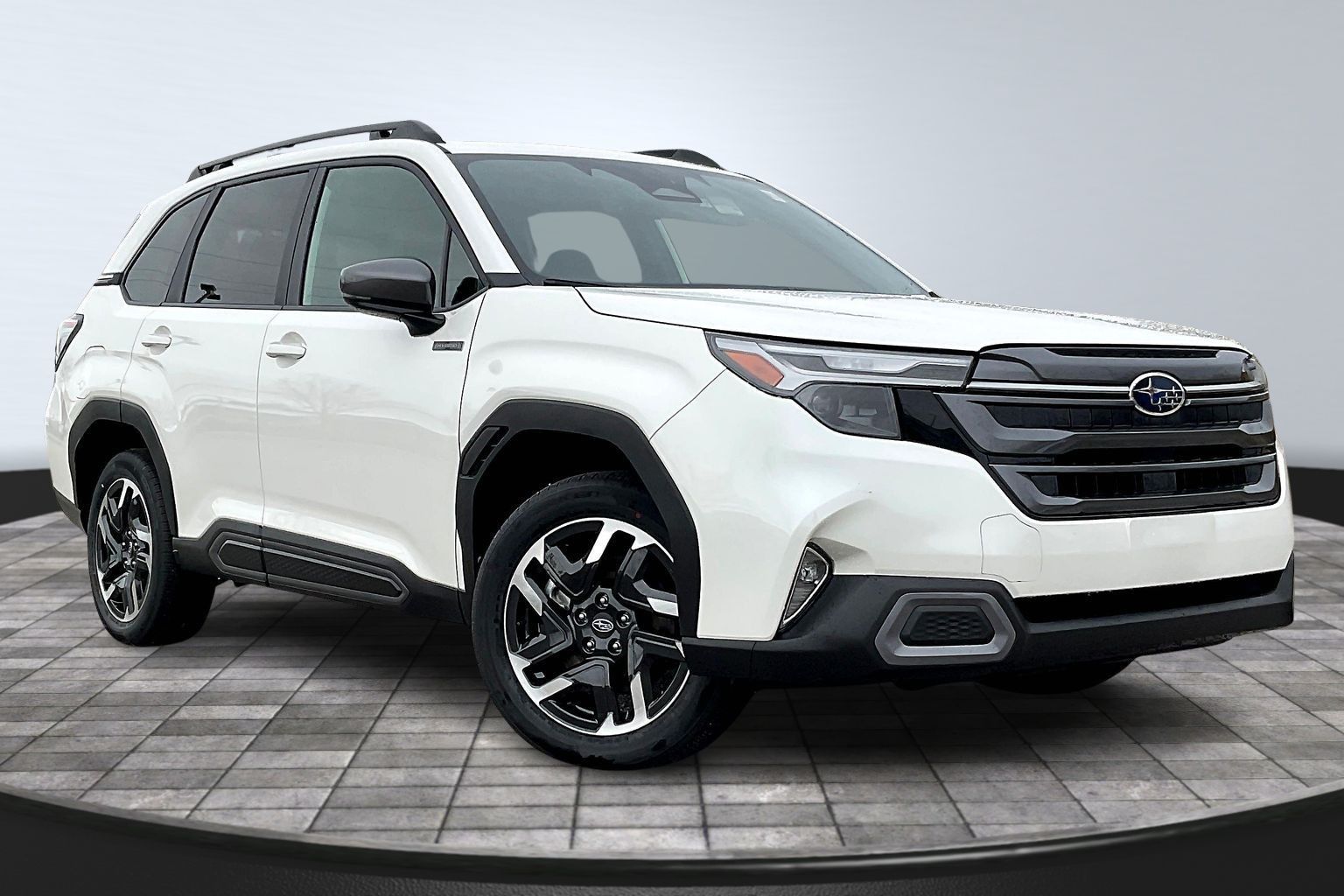 2025 Subaru Forester Limited photo 2