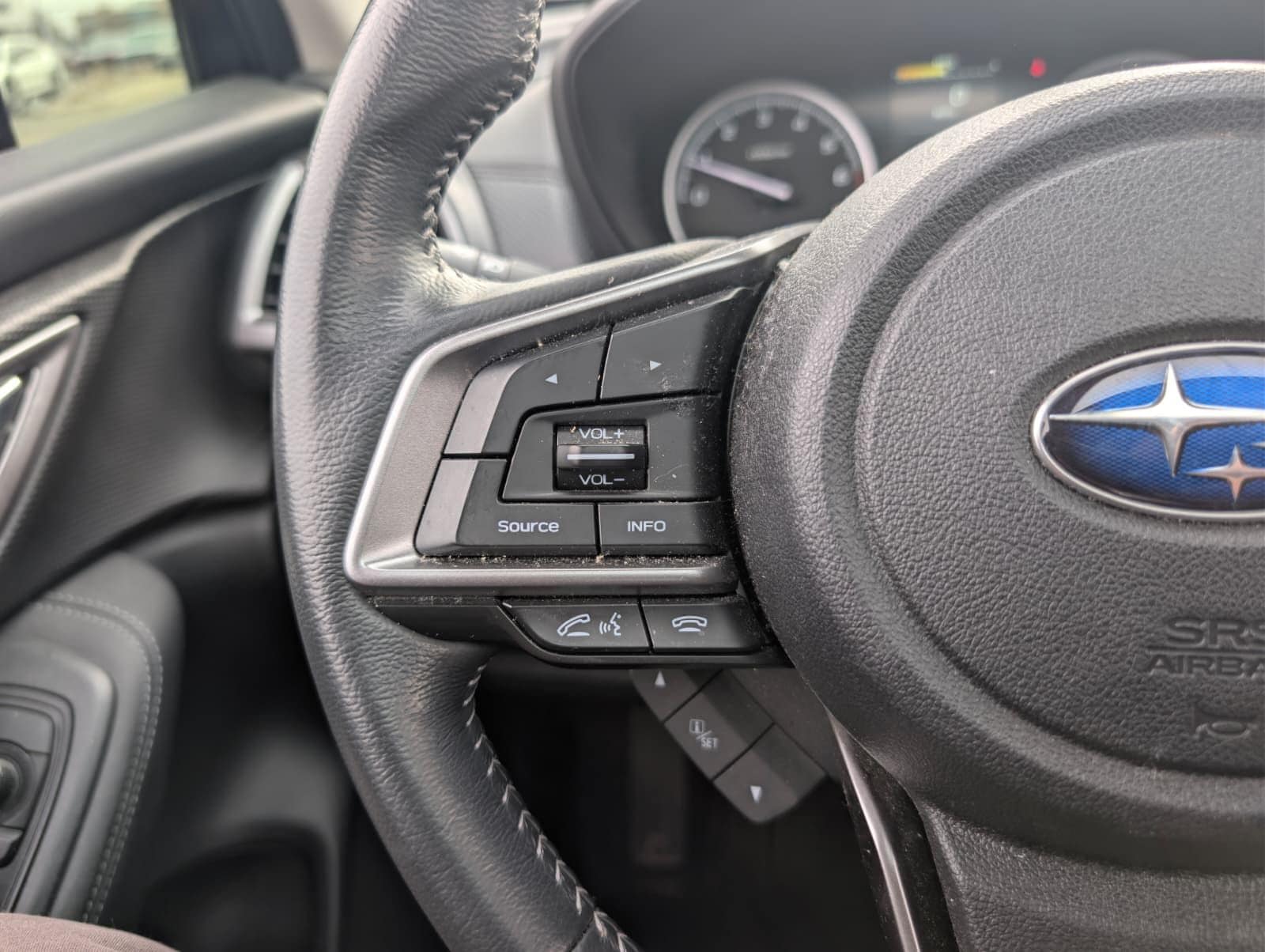 2023 SUBARU FORESTER - Image 10