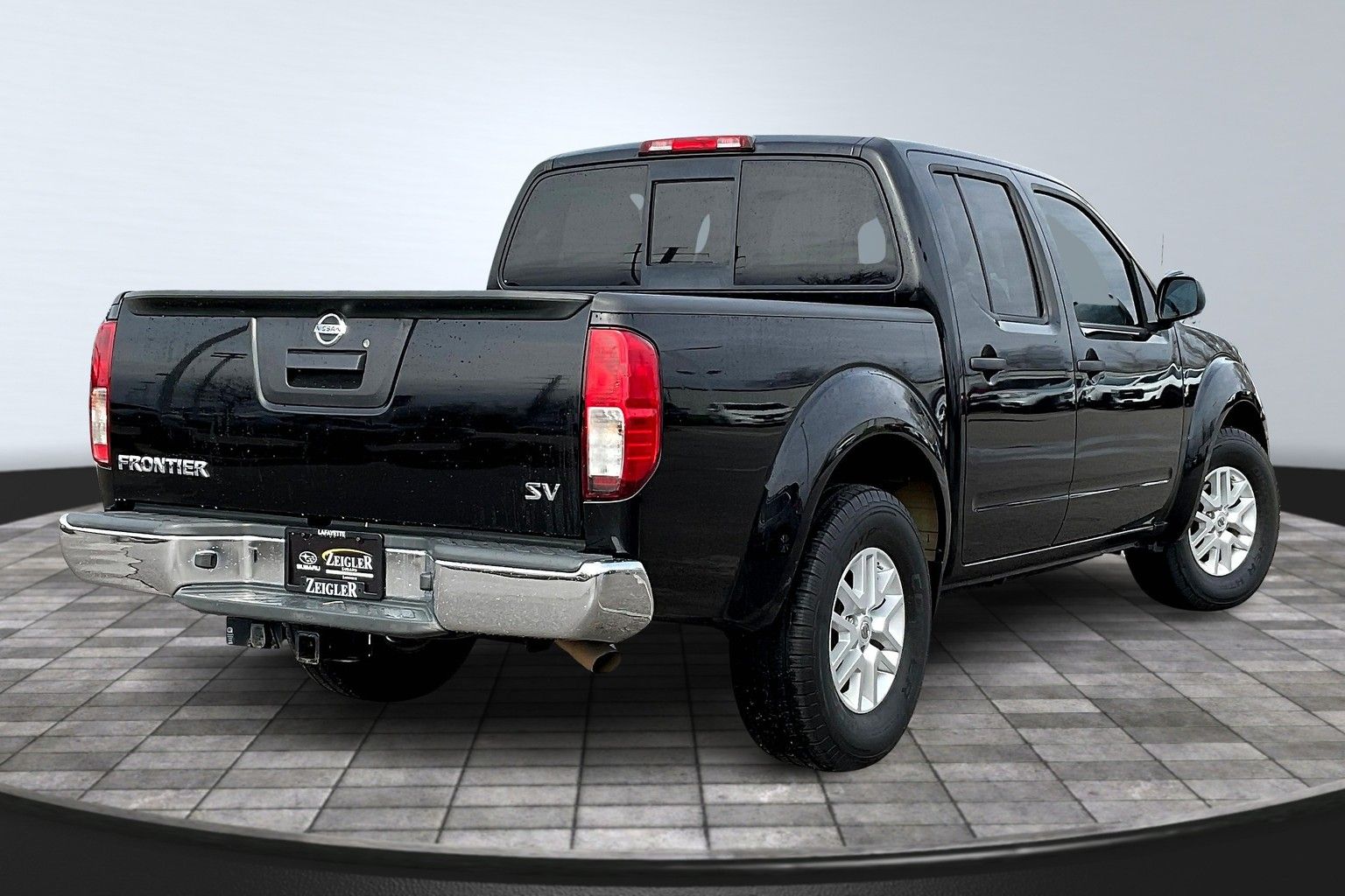 Used 2018 Nissan Frontier SV with VIN 1N6AD0ER0JN743663 for sale in Lafayette, IN
