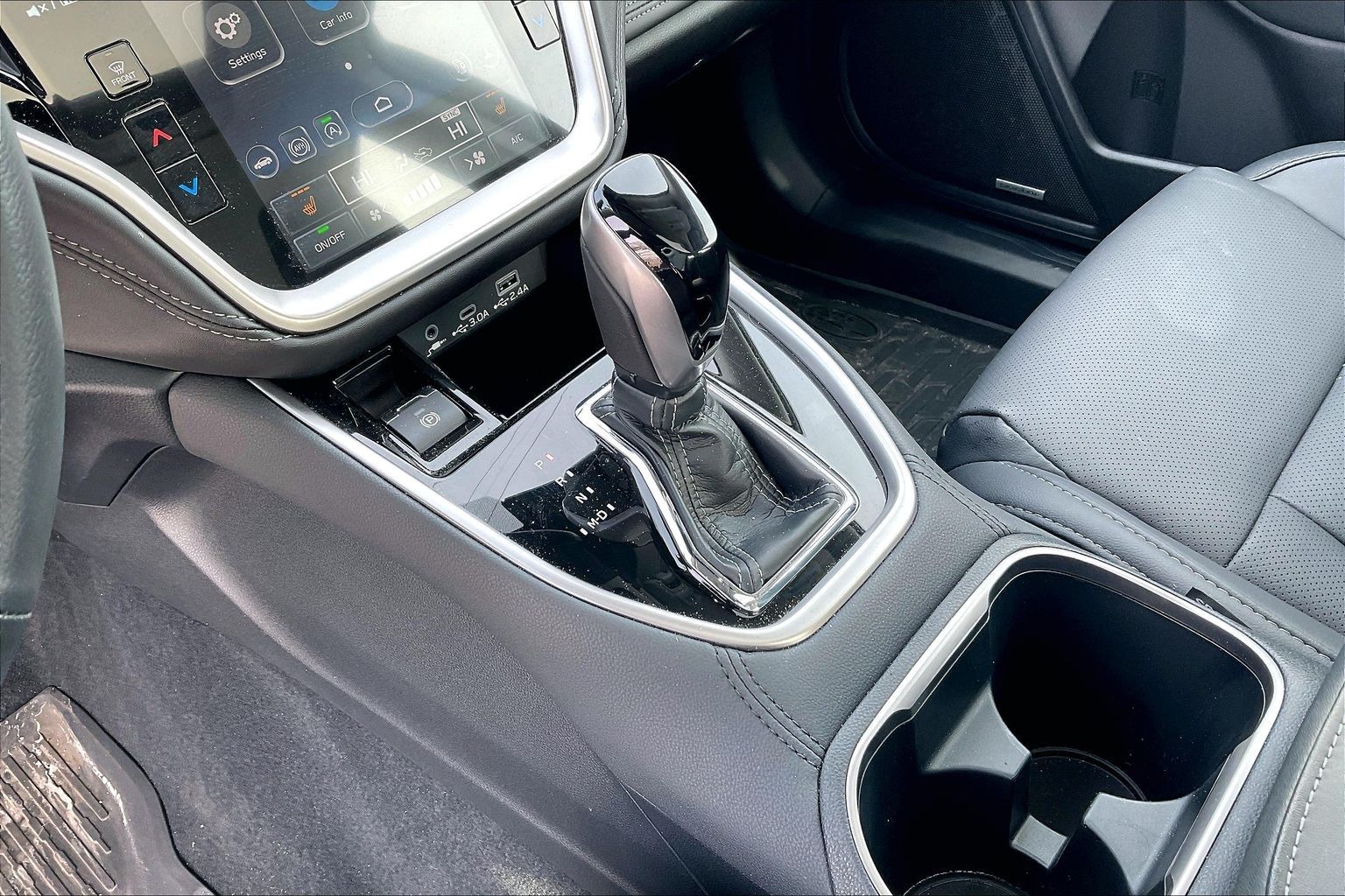 2025 SUBARU LEGACY - Image 10