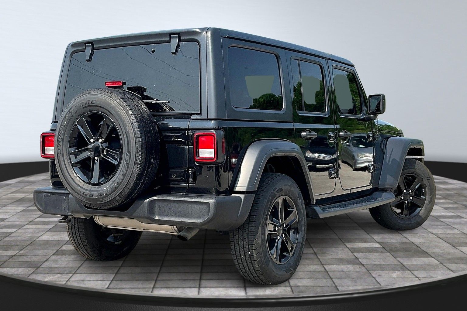 Used 2020 Jeep Wrangler Unlimited Altitude with VIN 1C4HJXDN0LW195923 for sale in Lafayette, IN