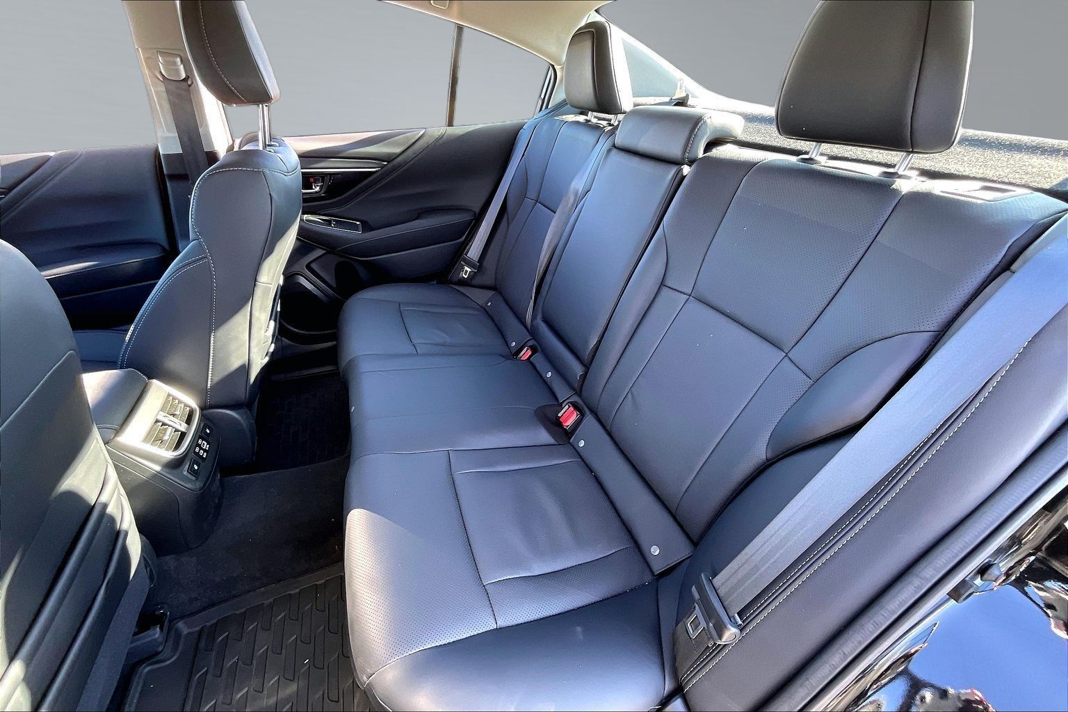 2025 SUBARU LEGACY - Image 27