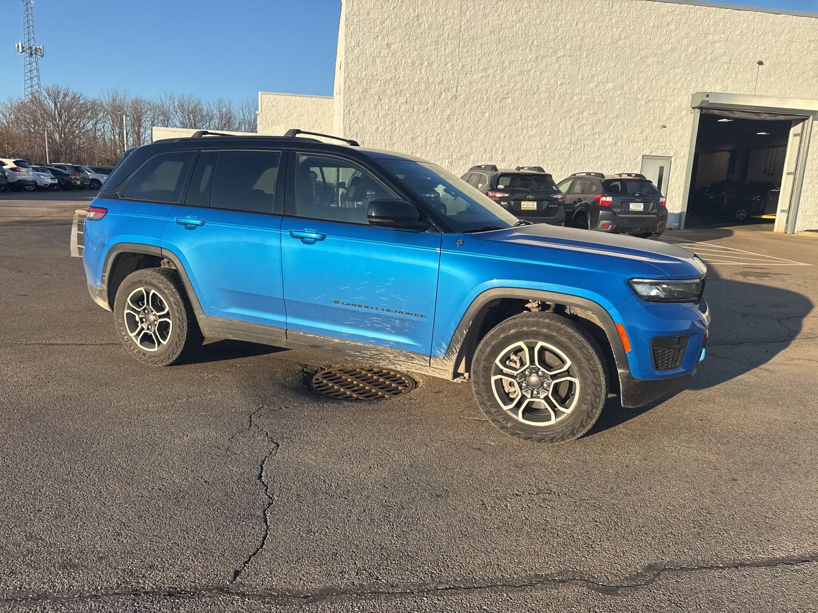 2022 JEEP GRAND CHEROKEE - Image 9