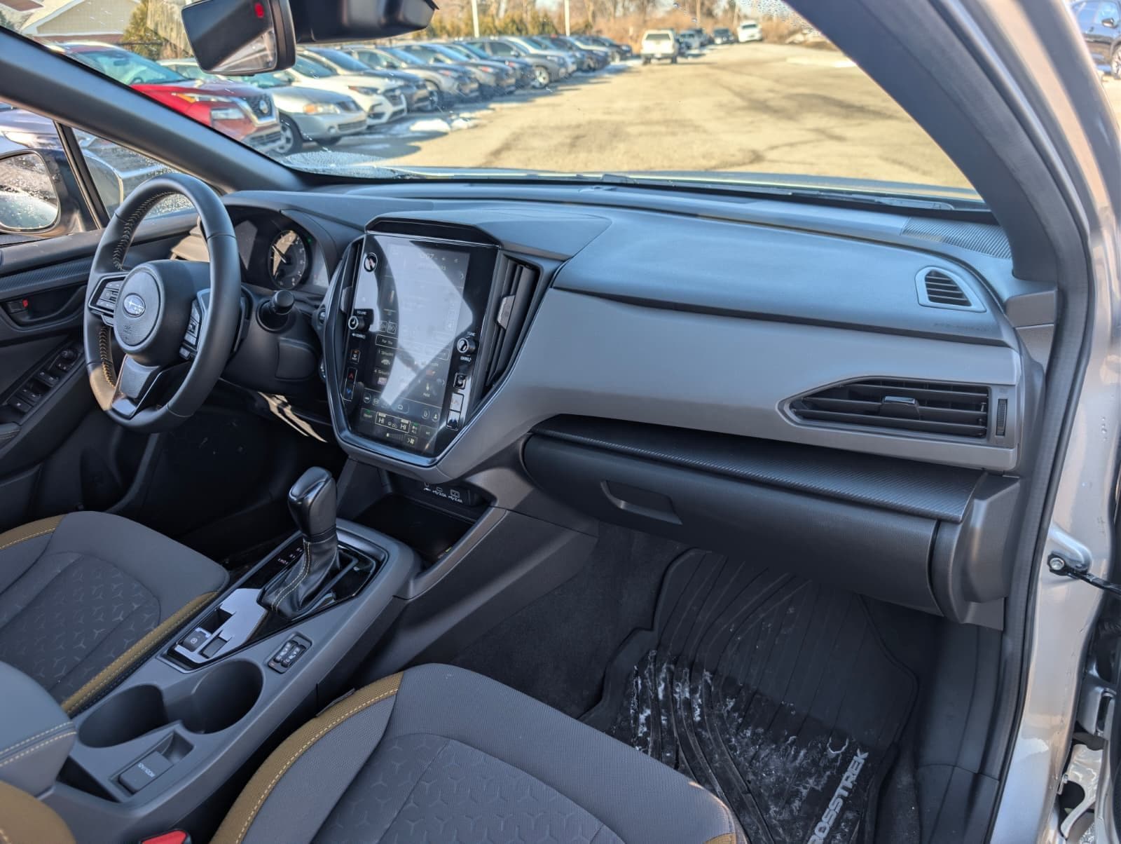 2025 SUBARU CROSSTREK - Image 15