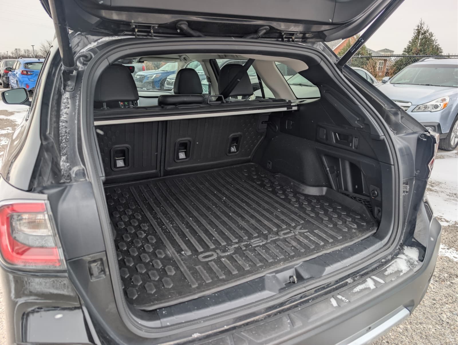 2024 SUBARU OUTBACK - Image 38